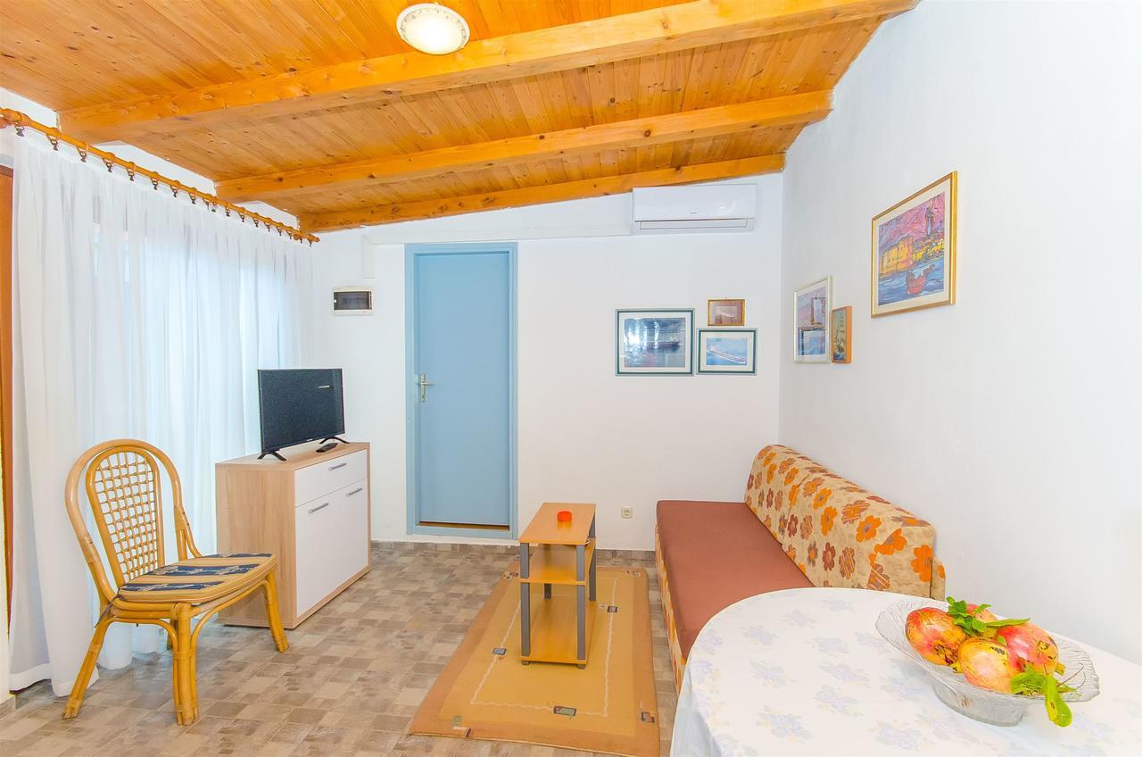 House Mislav II Villa Mali Drvenik Bagian luar foto